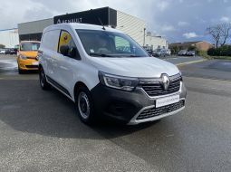 renault-kangoo-ge-842-kn-1-1720705704.JPG